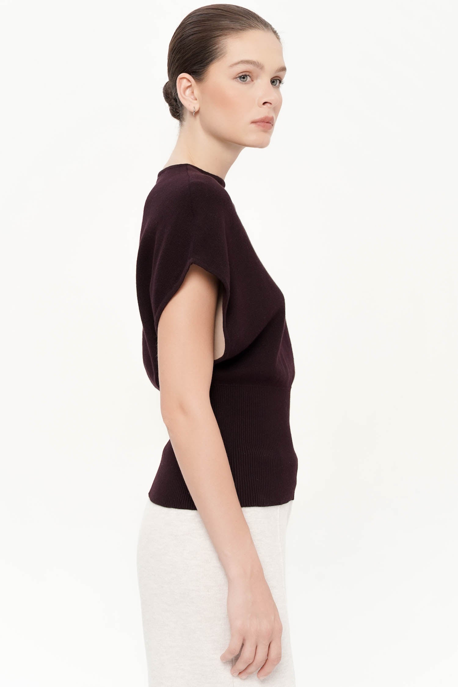 Gertie Cinched Waist Top In Wine