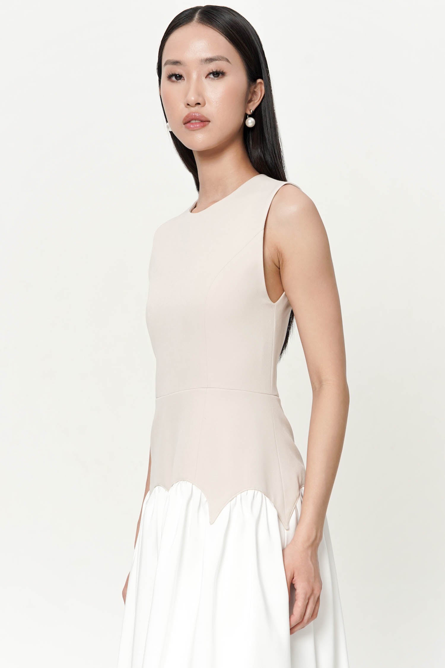 Milos Dress In Oat White