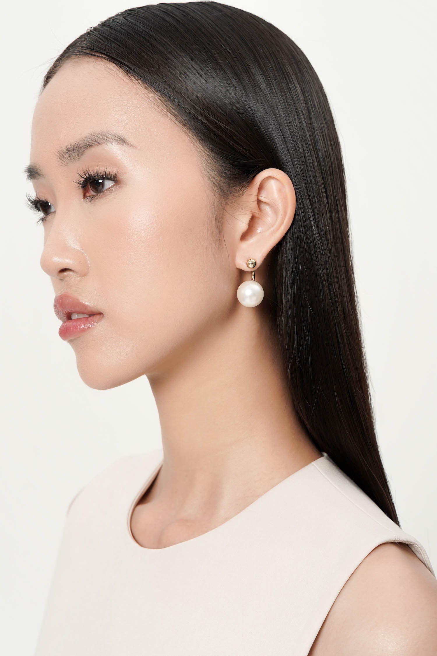 Vienne Pearl Earrings