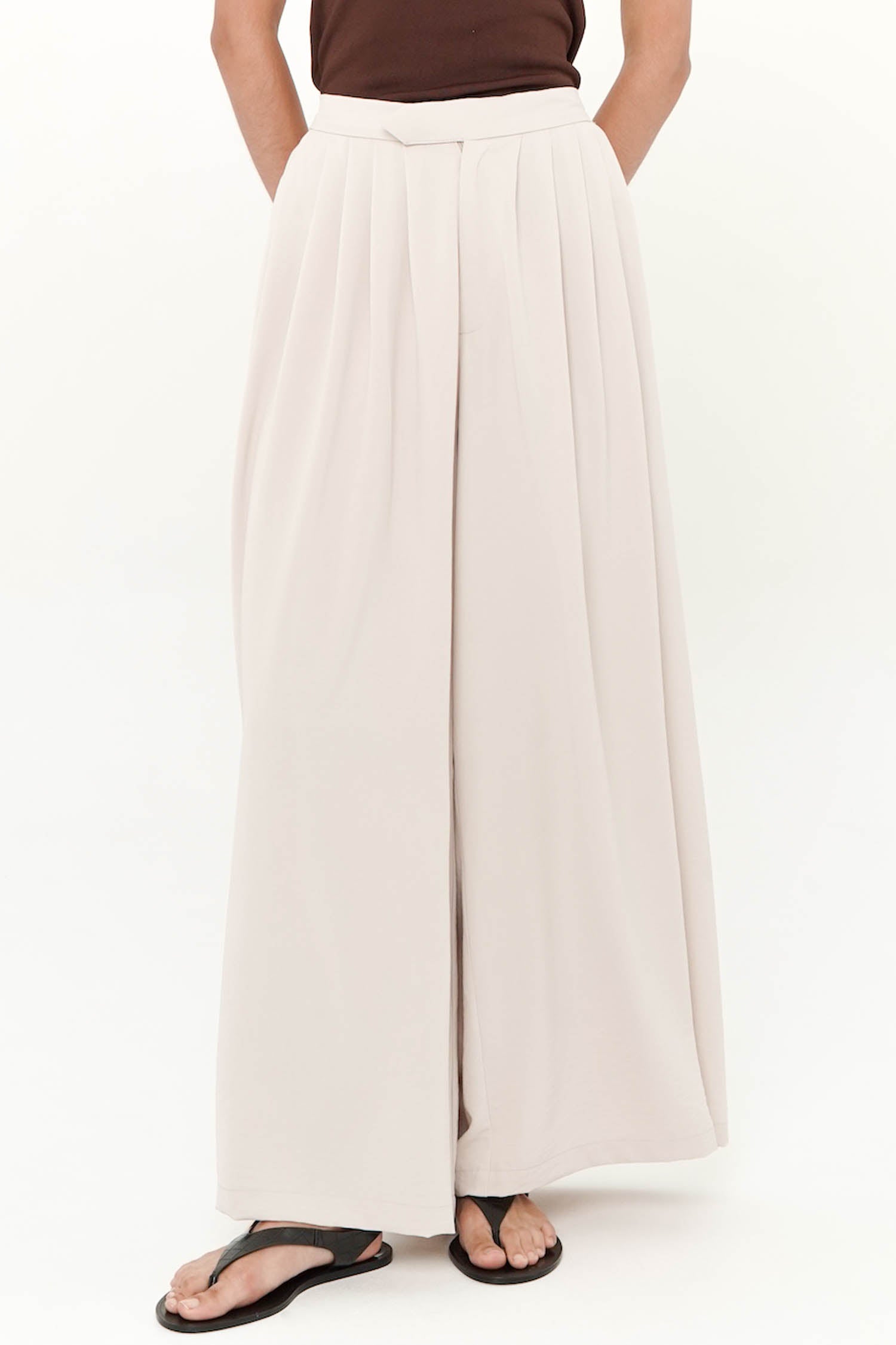 Nerida Trousers In Light Nude