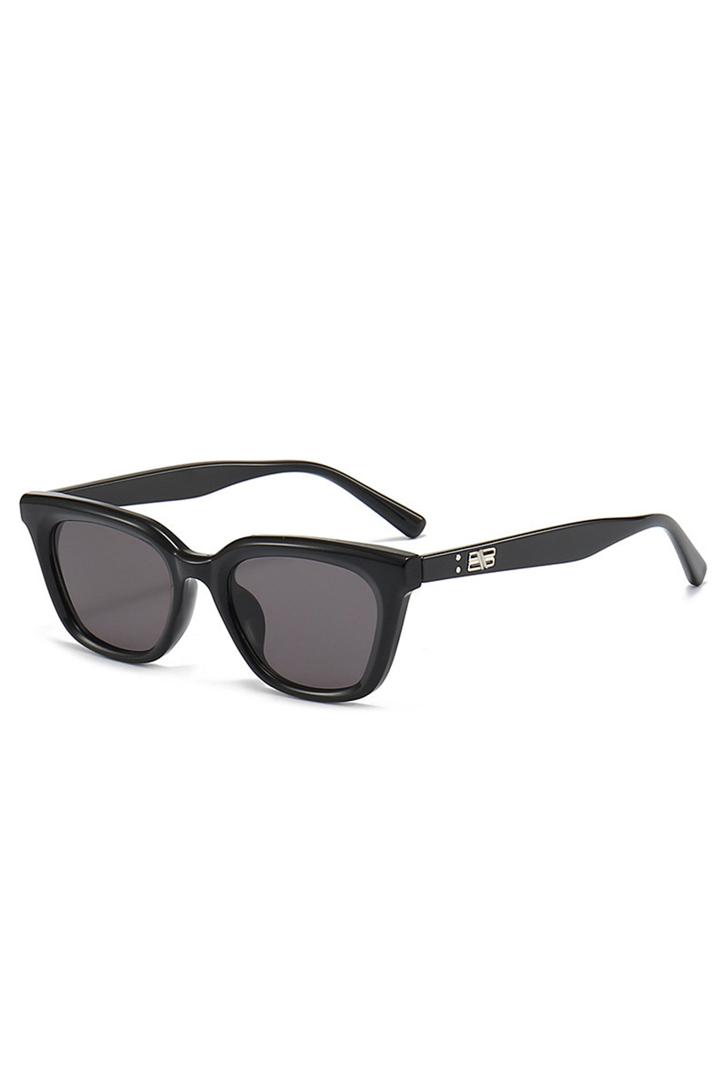 Kamari Sunglasses In Black