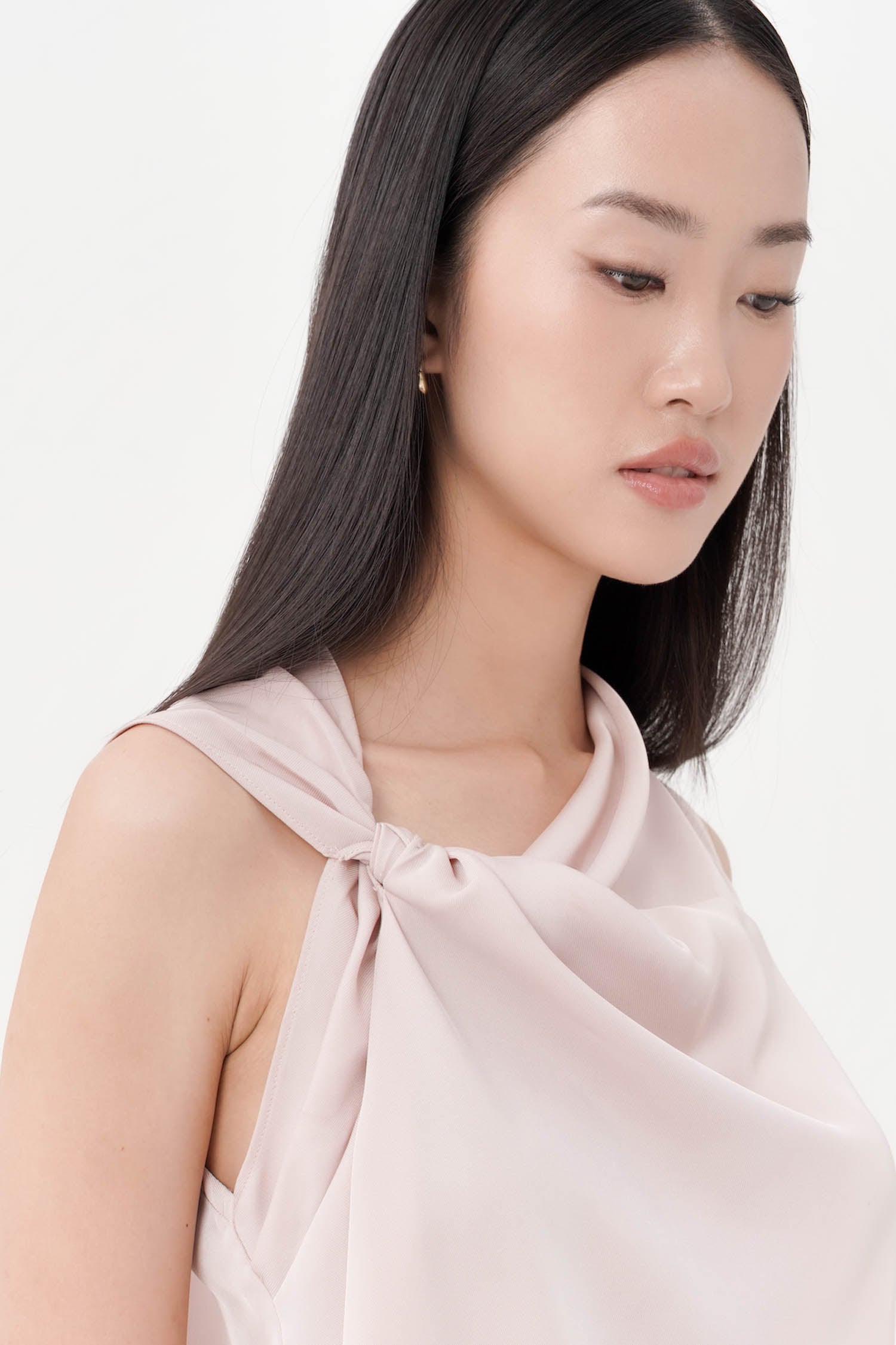 Nedrik Asymmetric Drape Top In Dusty Pink