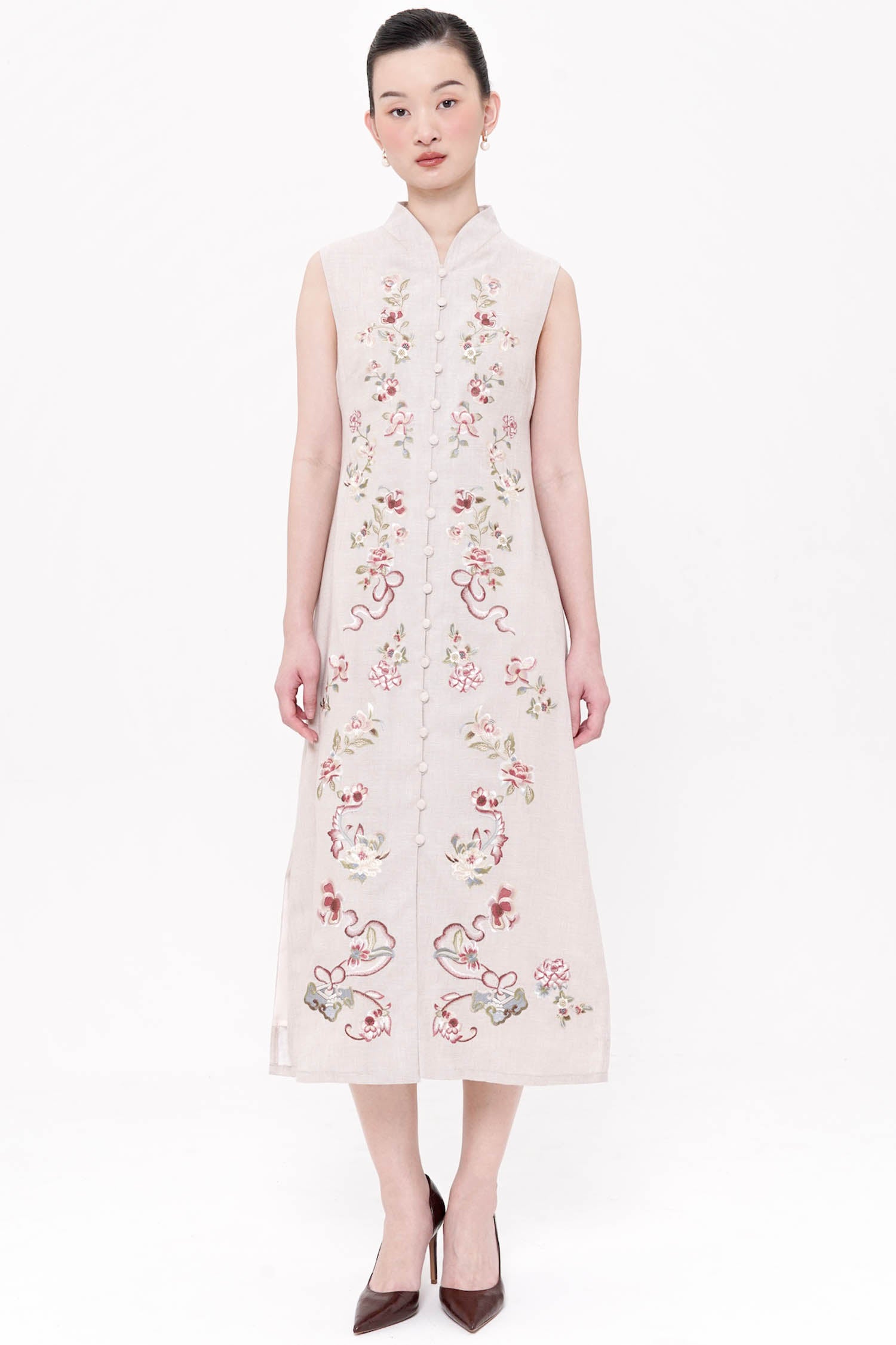 Lian Maxi Embroidered Dress In Oat