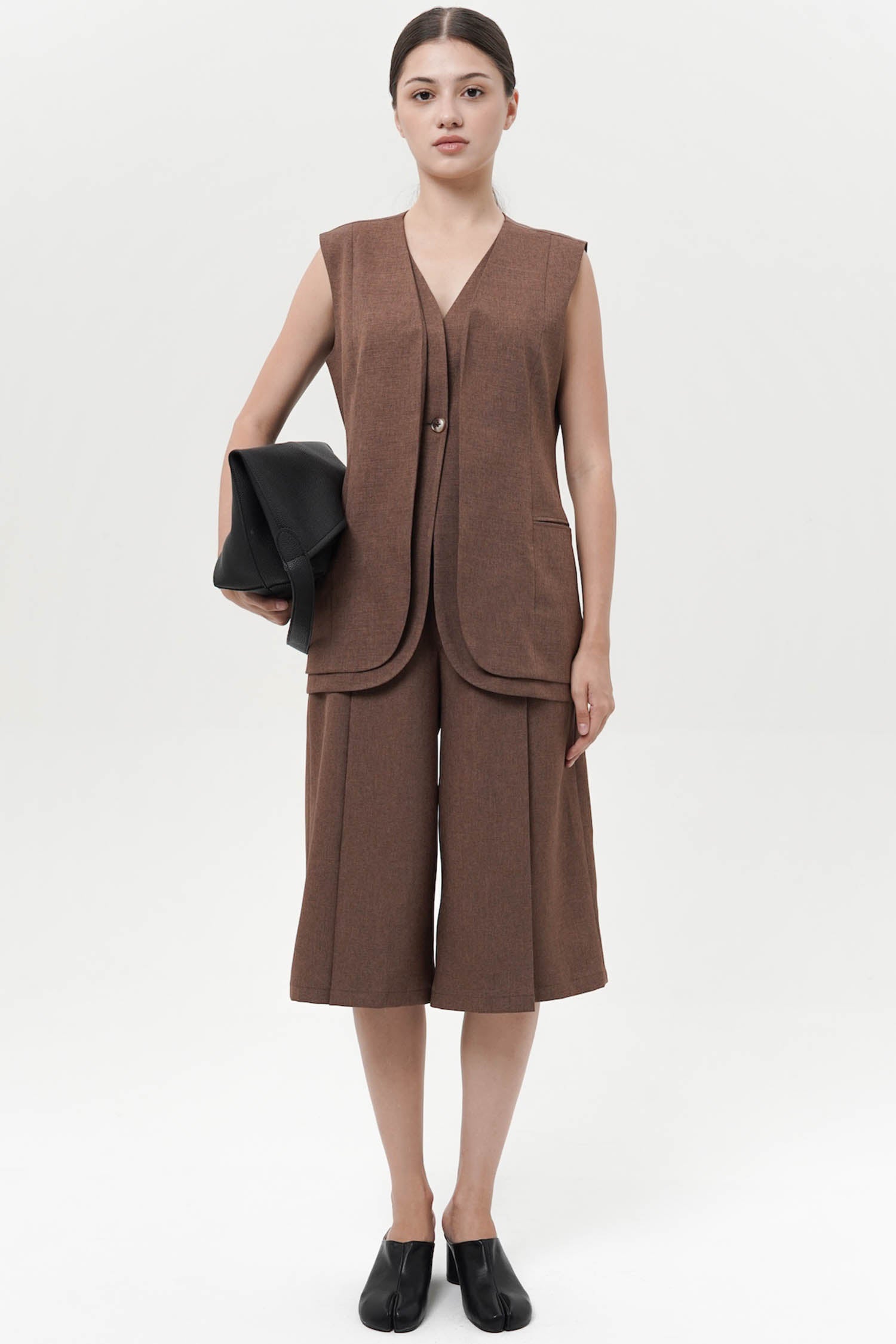 Viggo Tiered Hem Vest In Brown