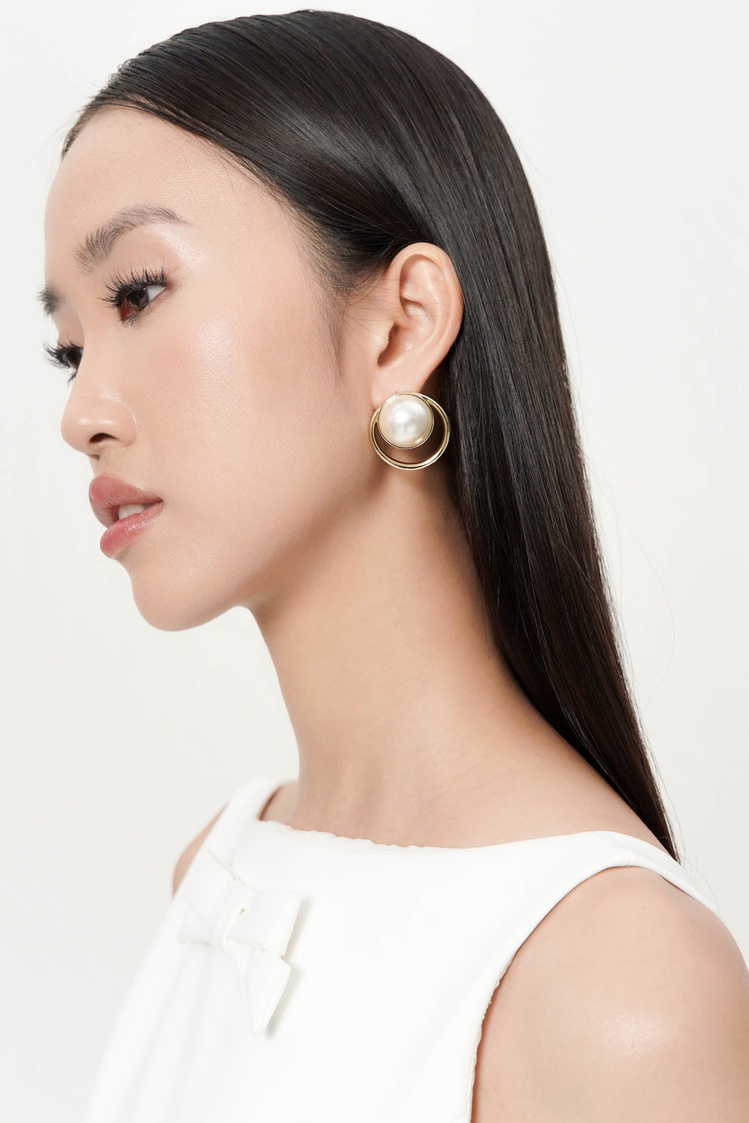 Sophie Pearl Earrings