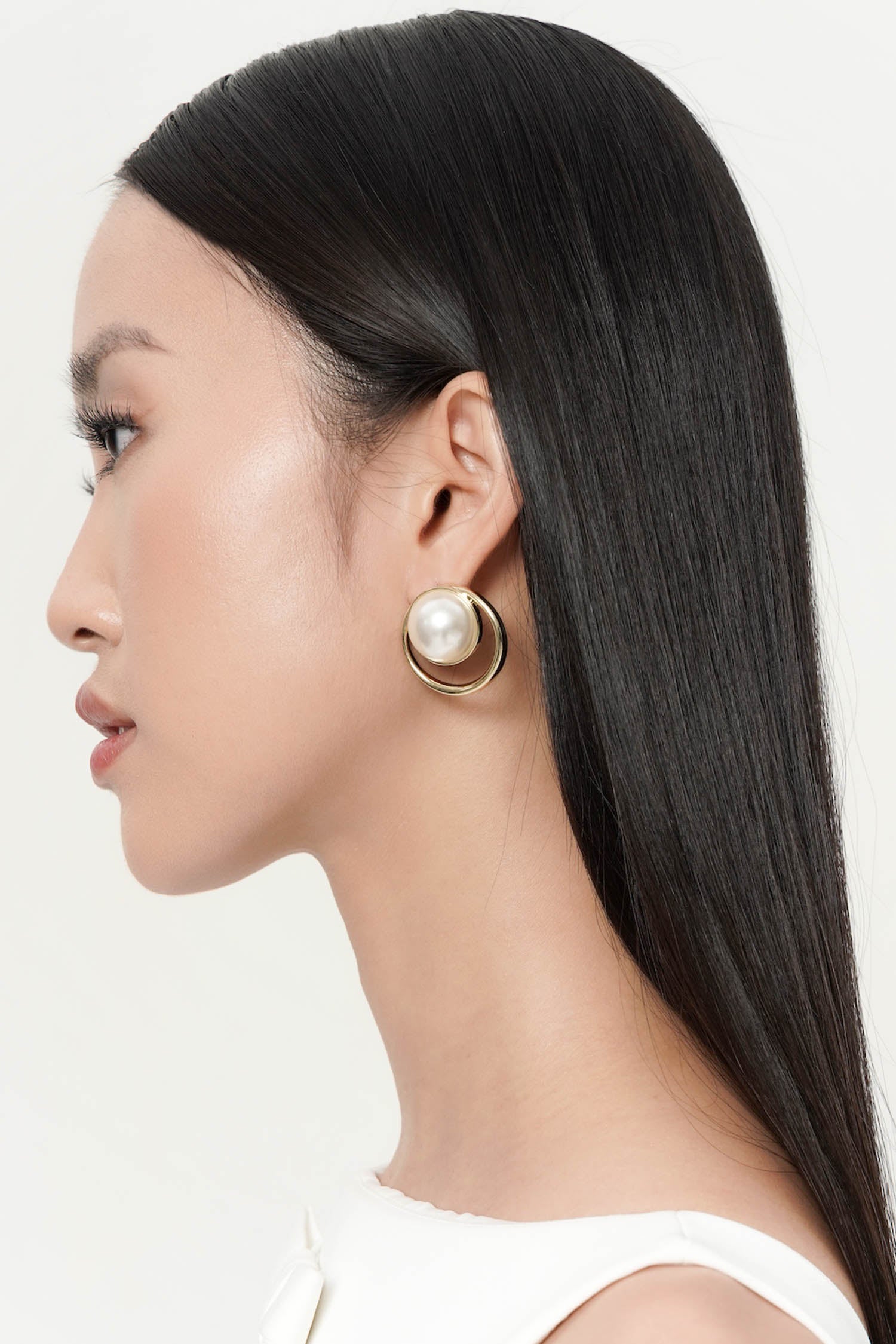 Sophie Pearl Earrings