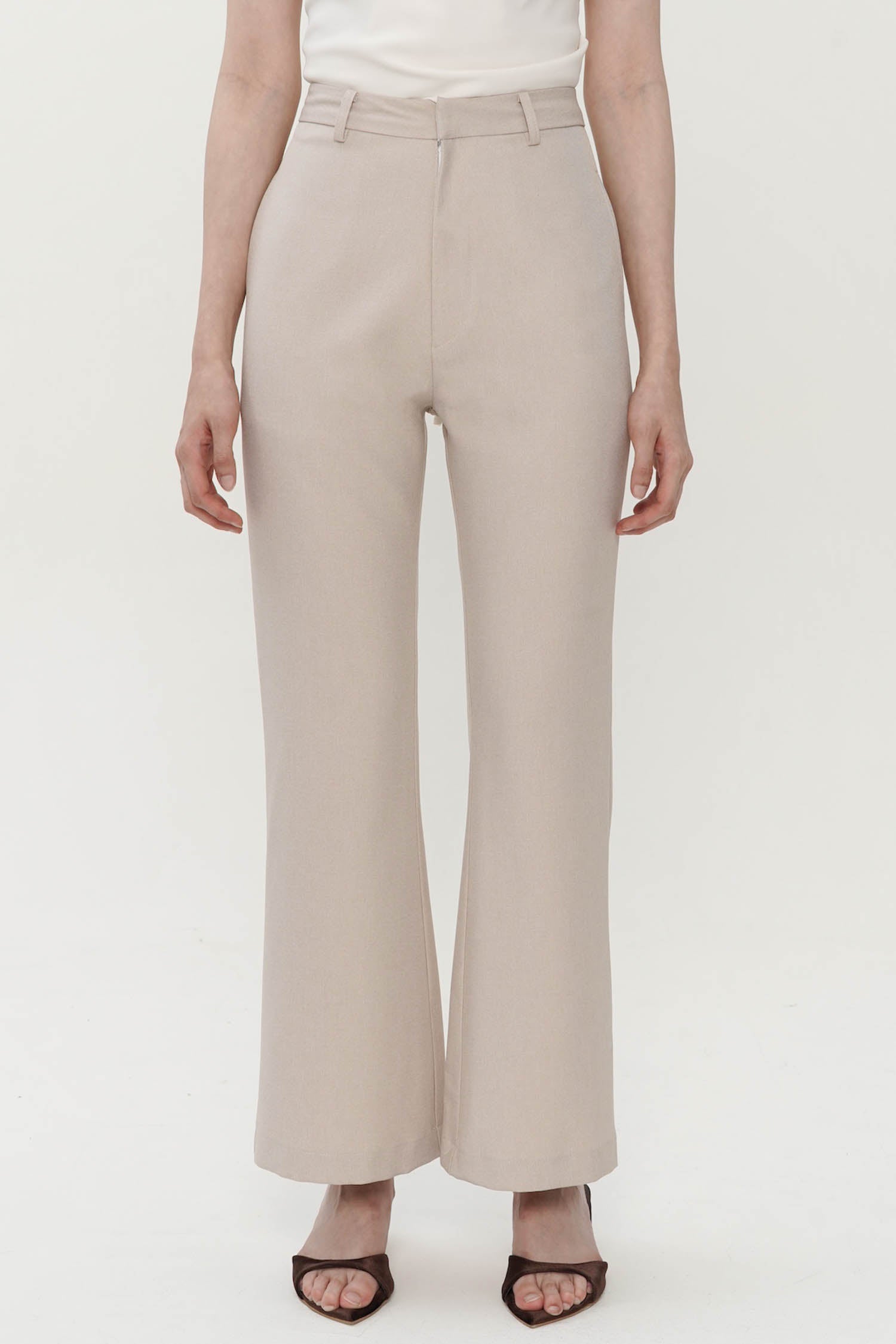 Mercer Tailored Trousers In Oat