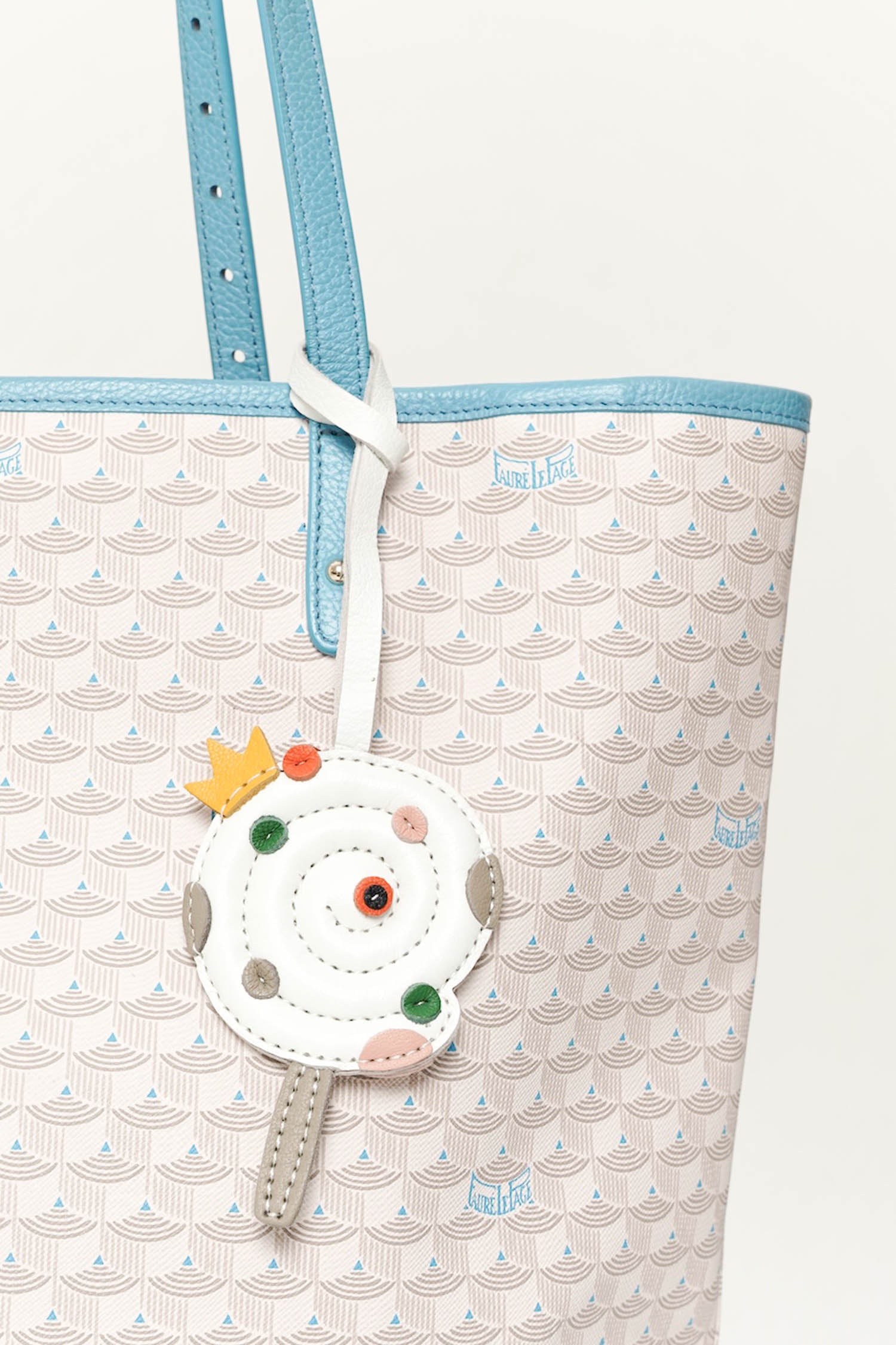 Princess Pop Swirl Leather Charm In White