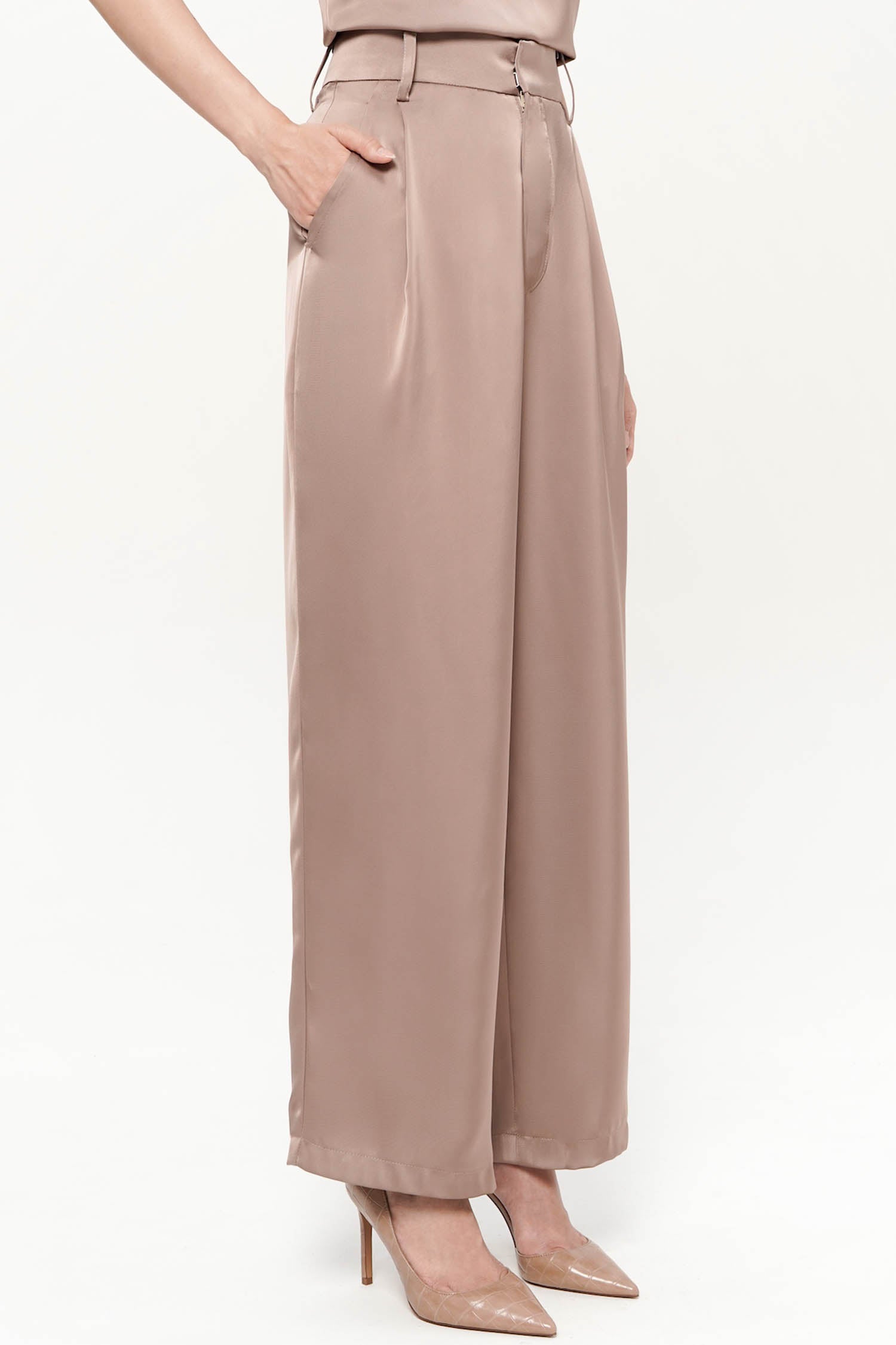 Posey Pants in Brown
