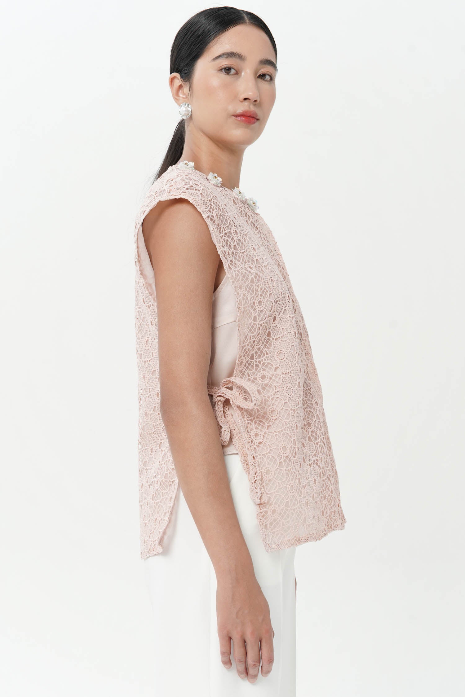 Ayla Brocade Vest In Blush