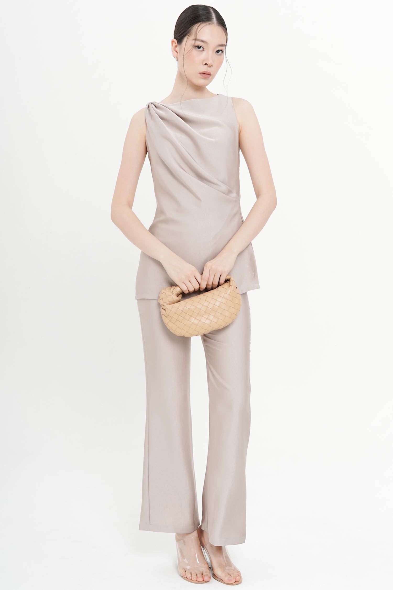Serena Drape Top In Etoupe