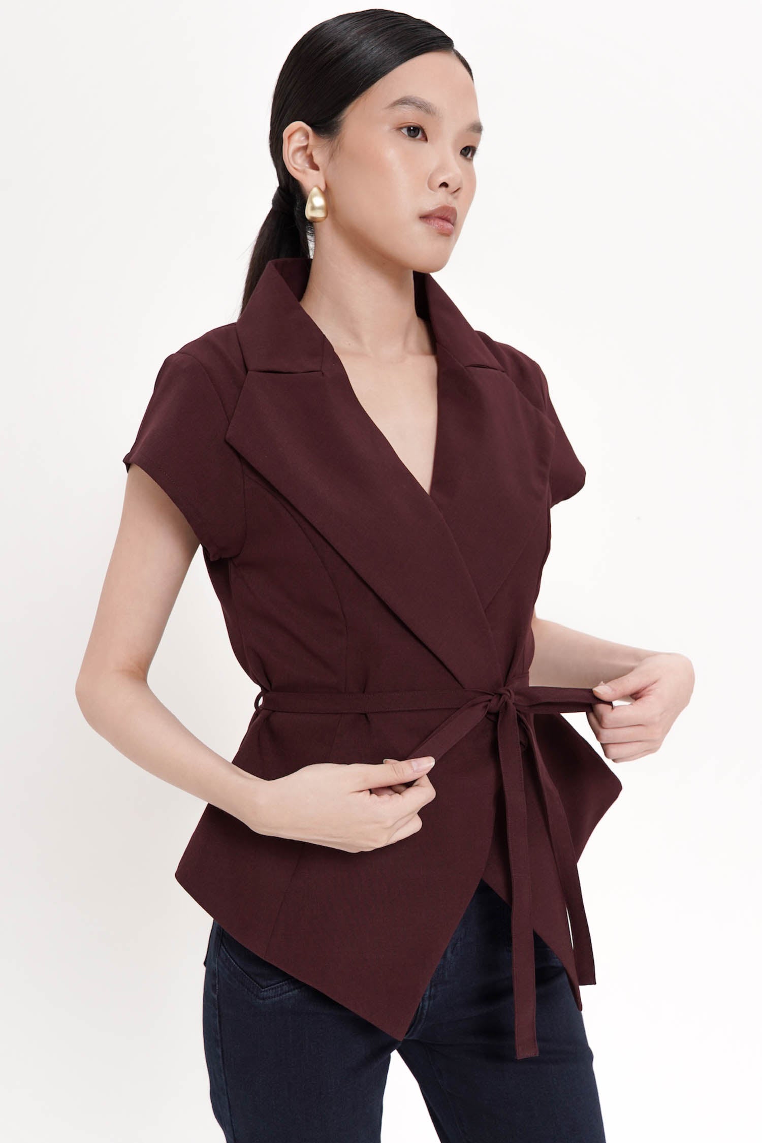 Teegan Wrap Top In Burgundy