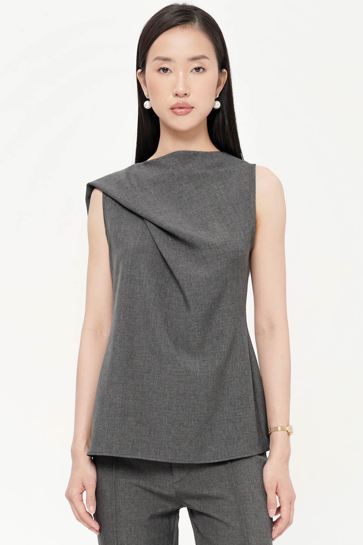 Oaken Drape Top In Dark Grey