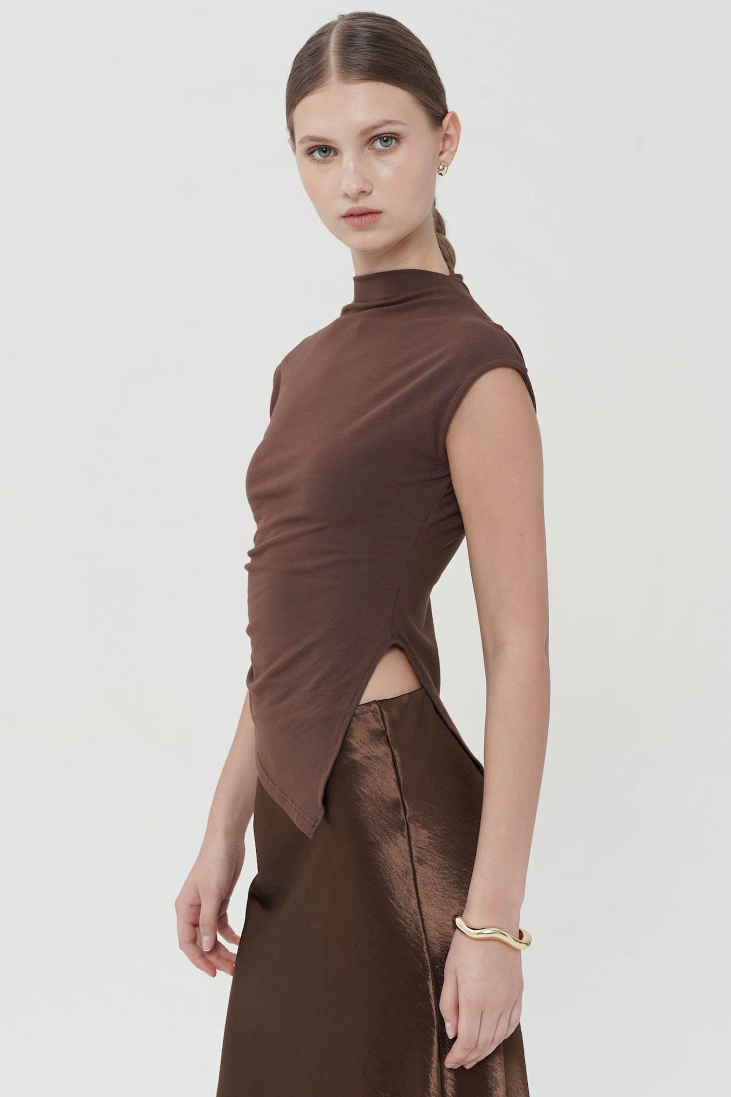 Idra Ruched Top In Brown