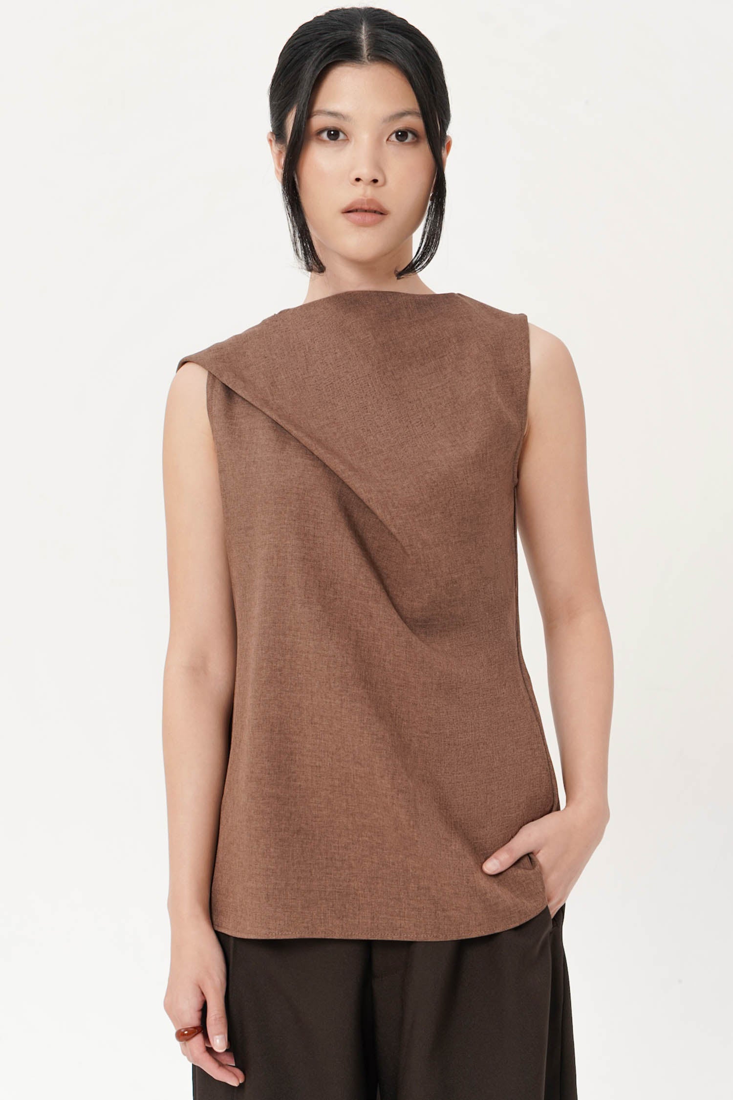 Oaken Drape Top In Brown