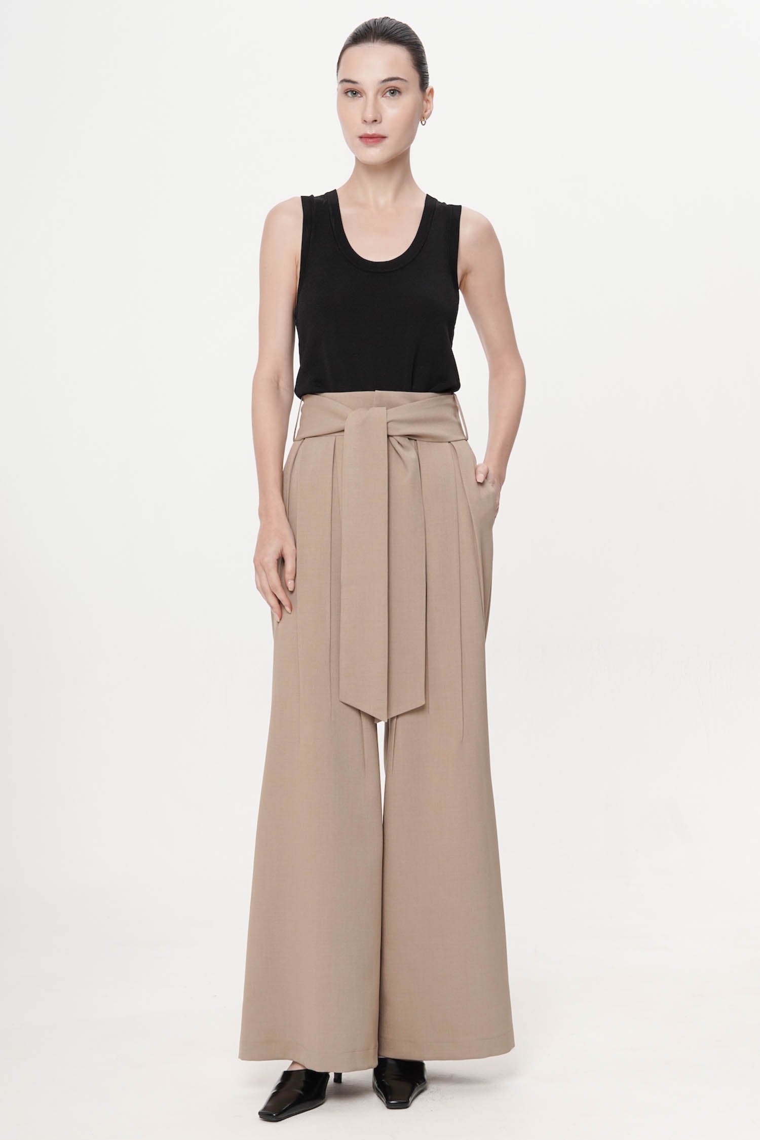 Hasco Trouser In Taupe