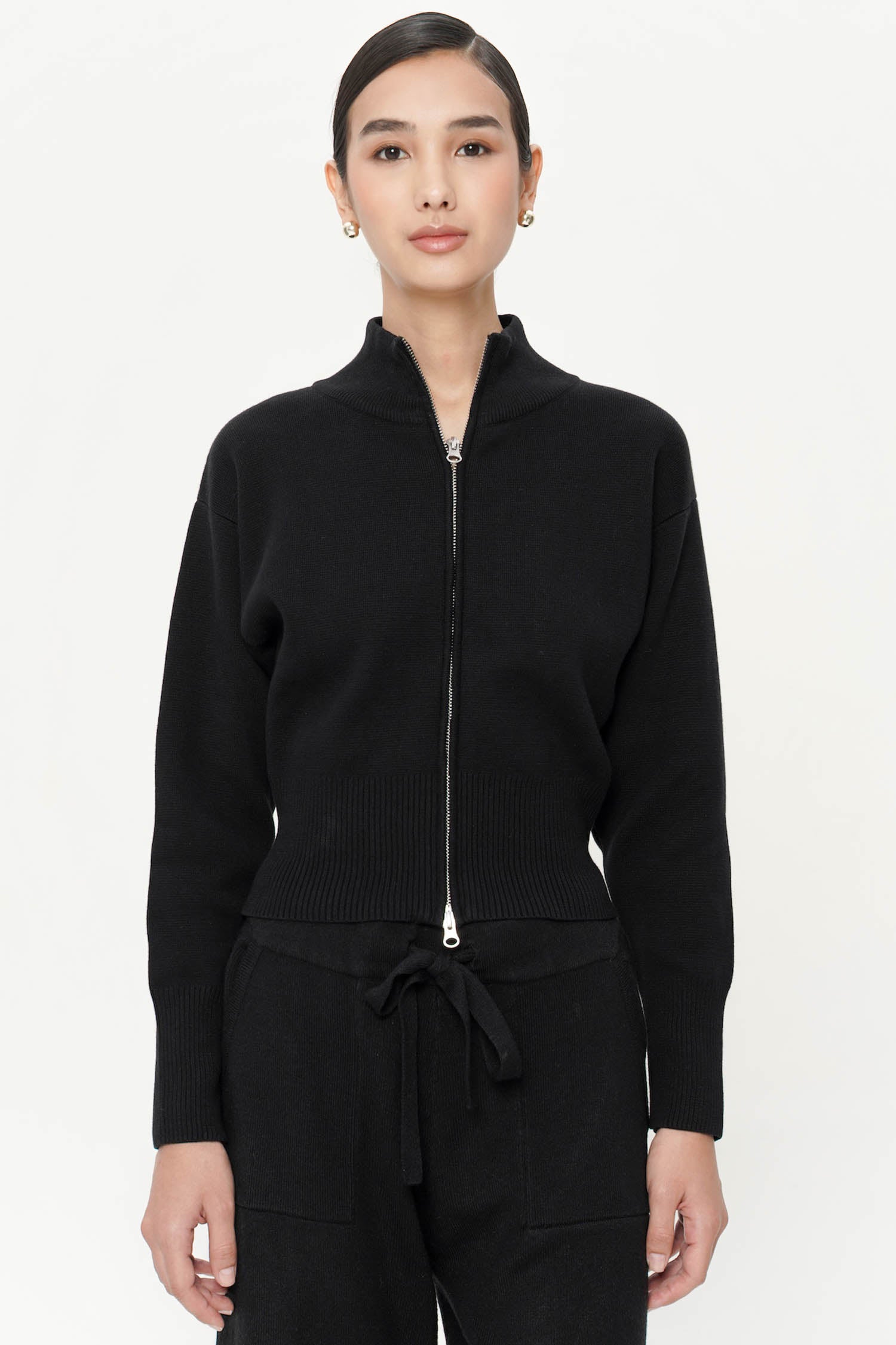 Polona Outer In Black Knit