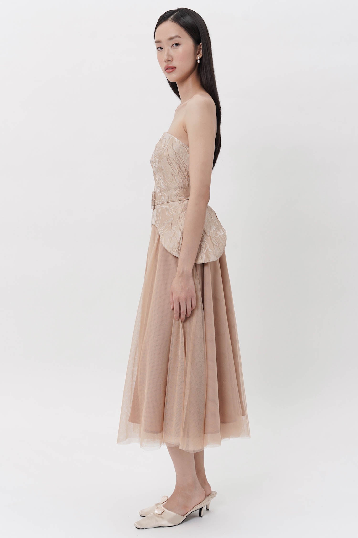 Su Yi Midi Dress in Nude