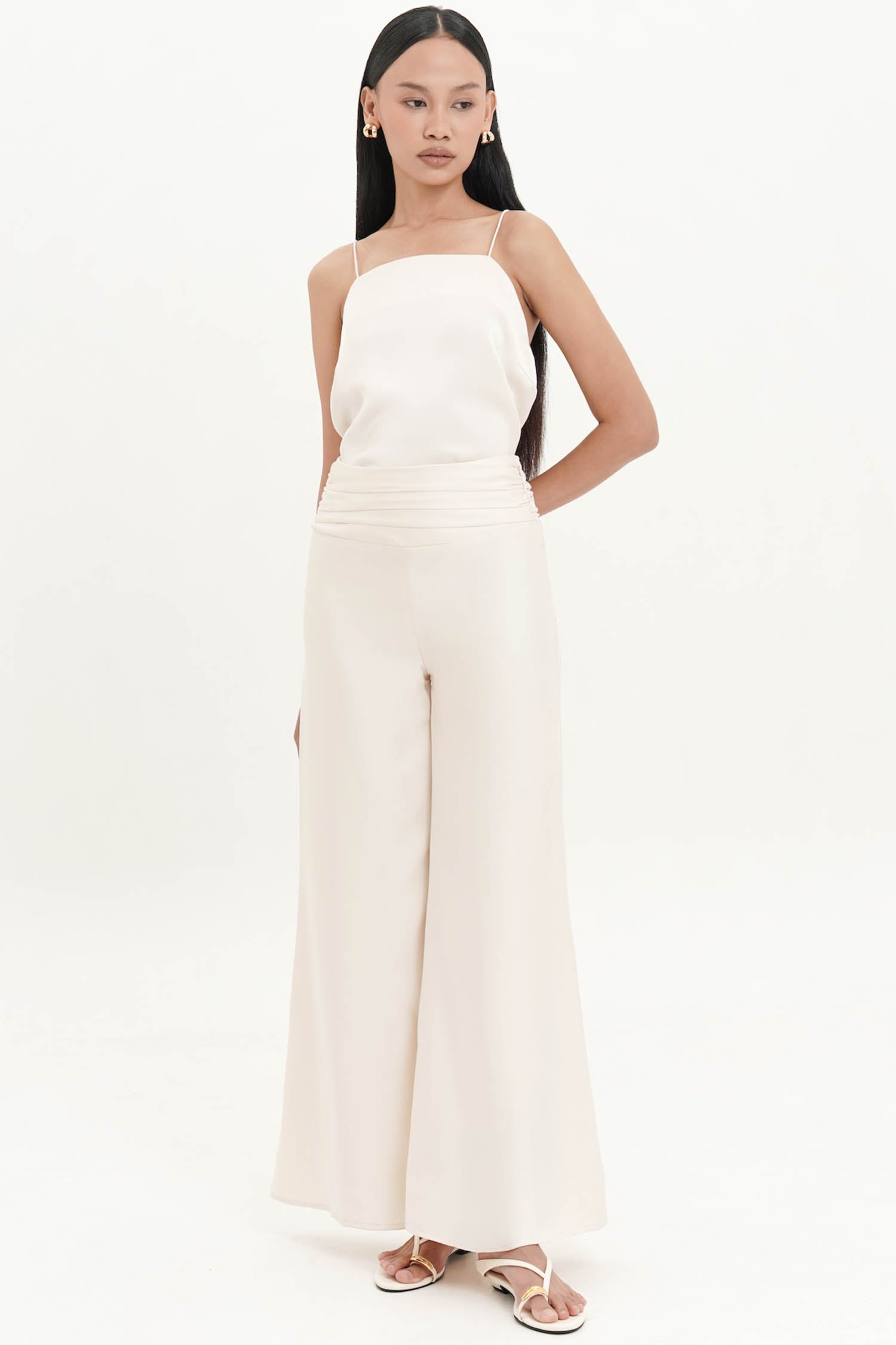 Anessa Pleated Trousers In Porcelain