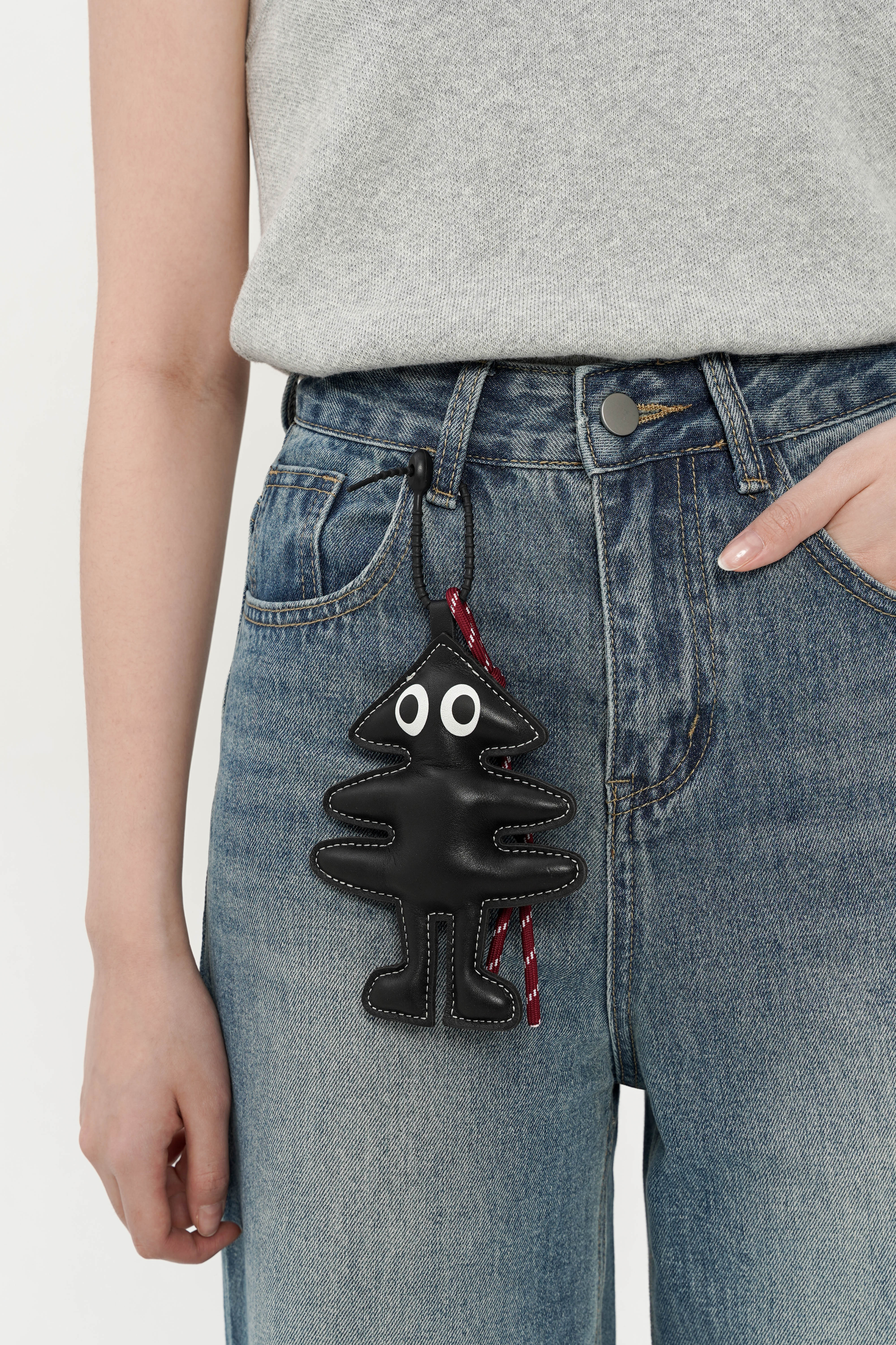 Twiggle Trees Leather Charm In Black