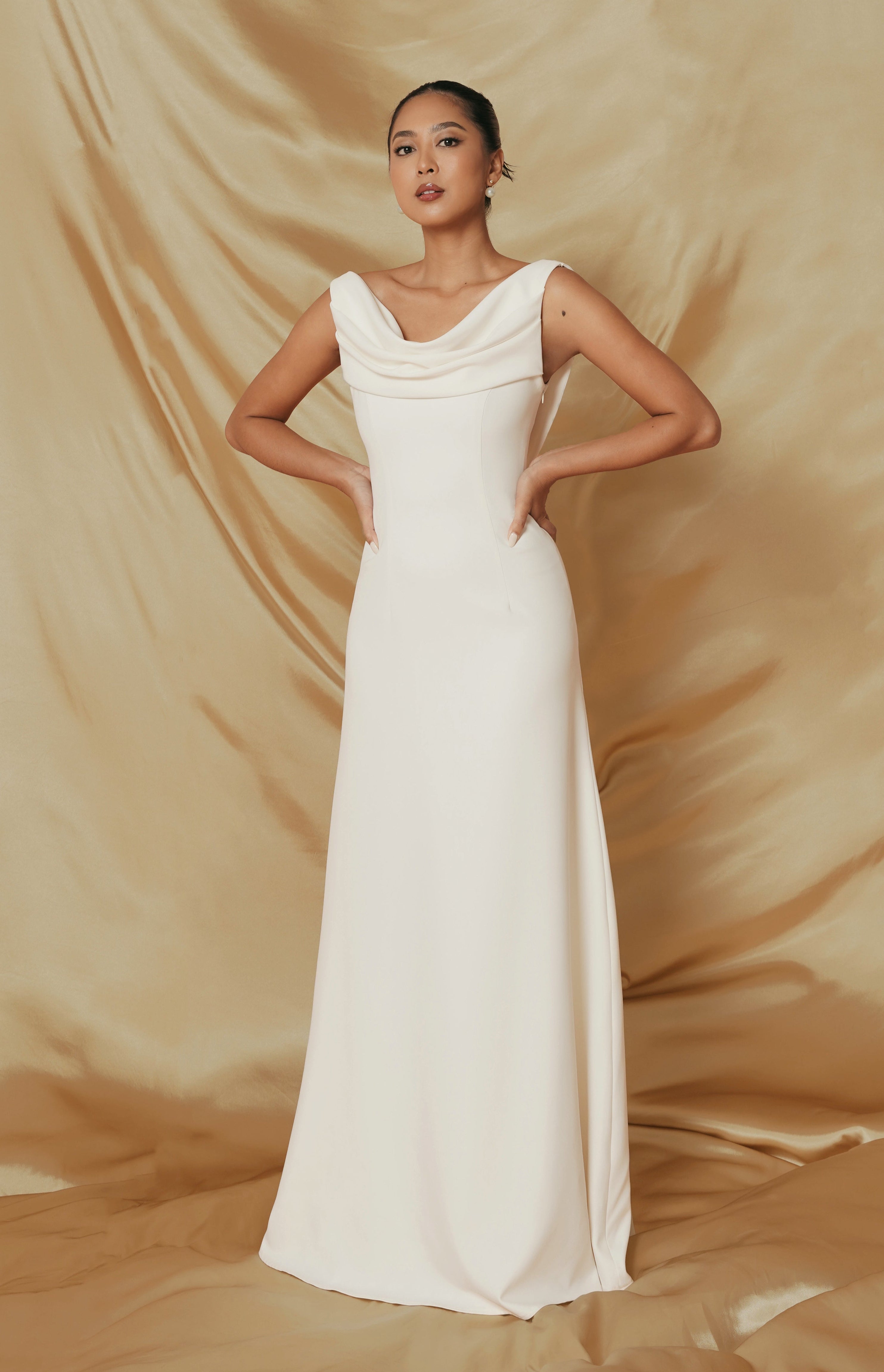 Bowbow Backless Maxi Dress In Broken White
