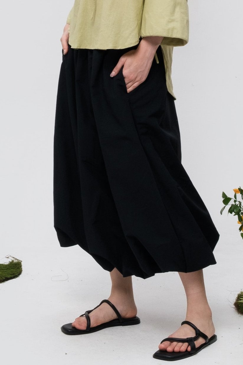 Mola Skirt Black