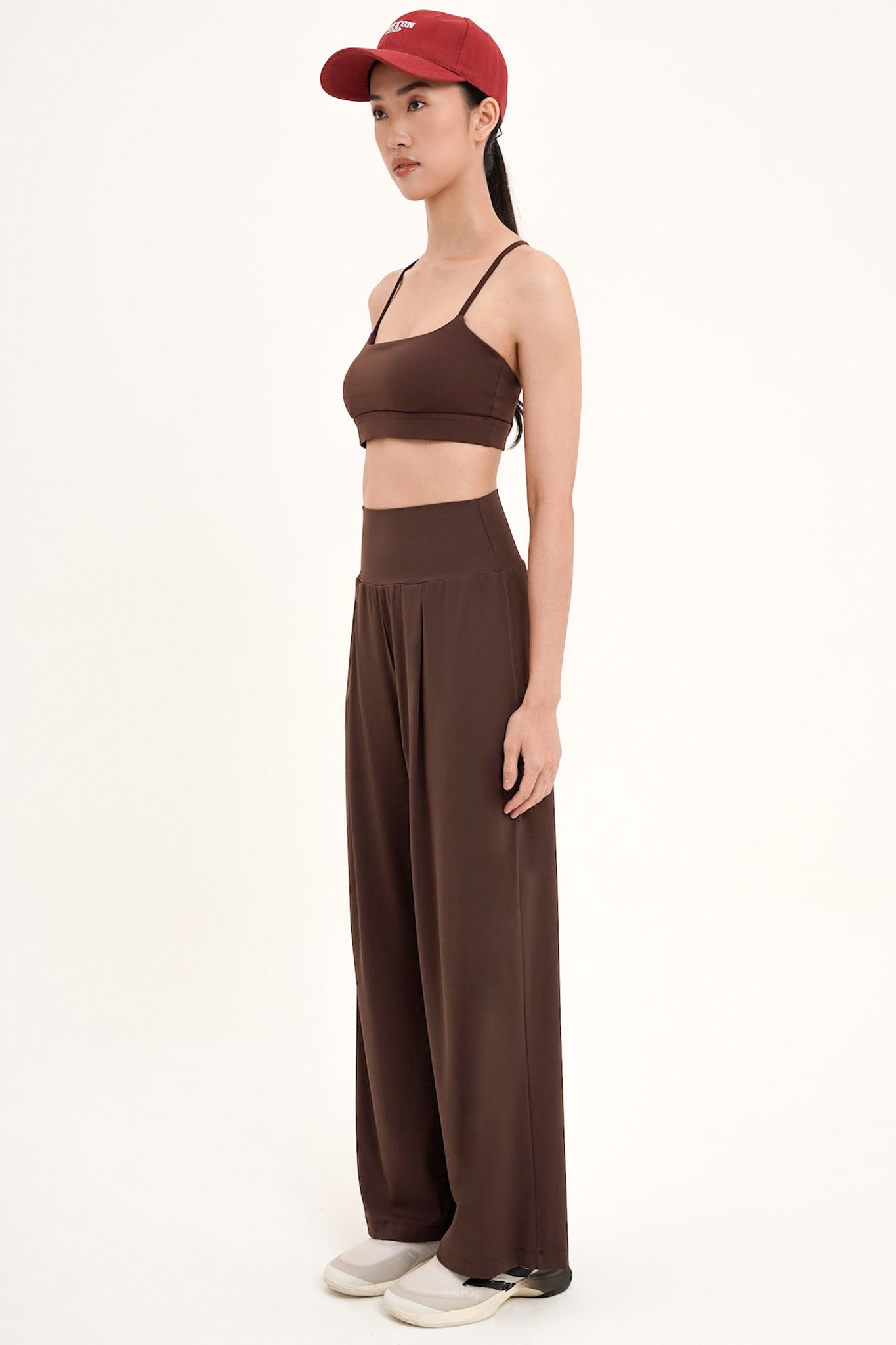 Daily Form Pants in Espresso