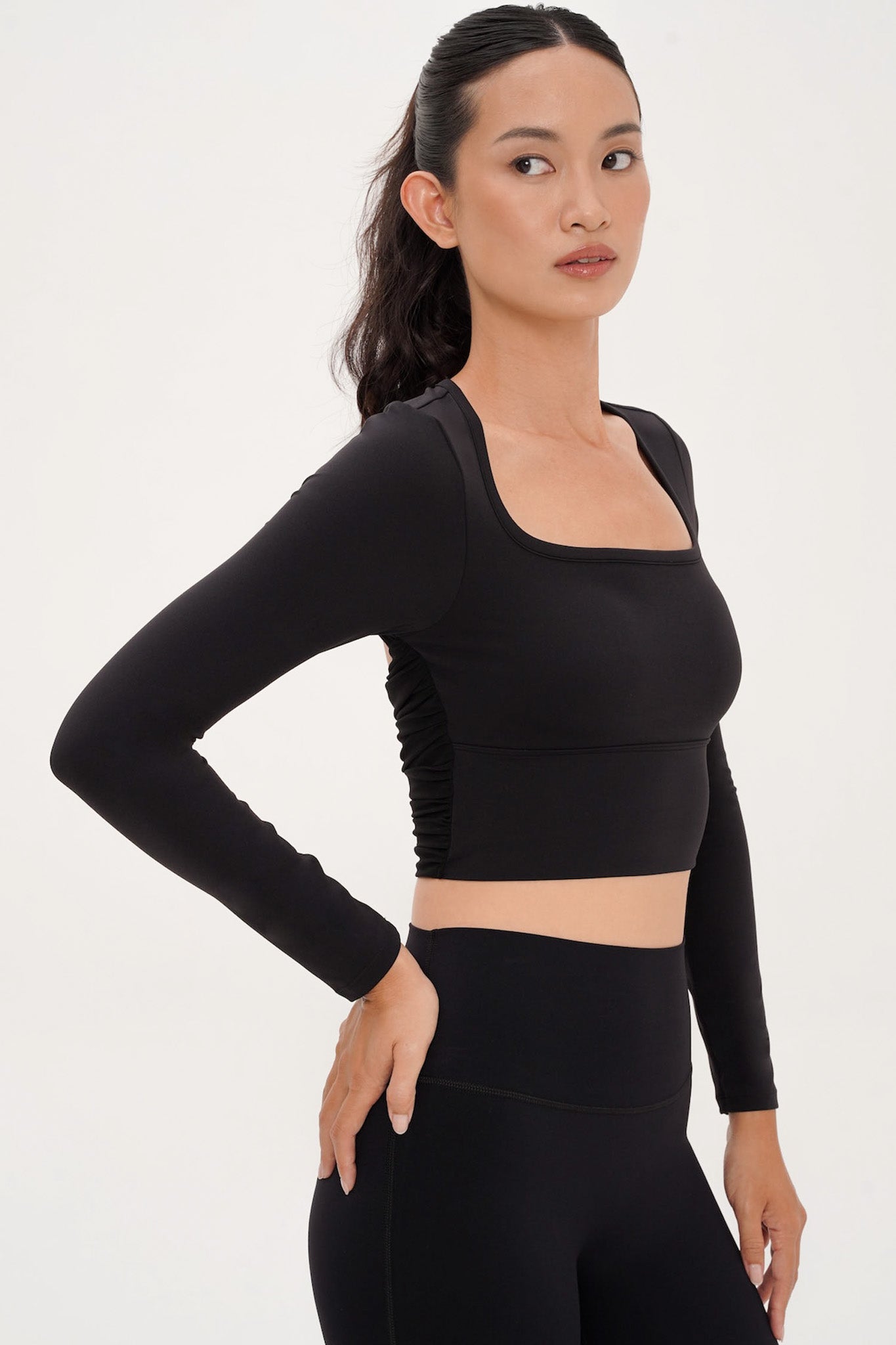 Restore Long Sleeve Bra Top in Black