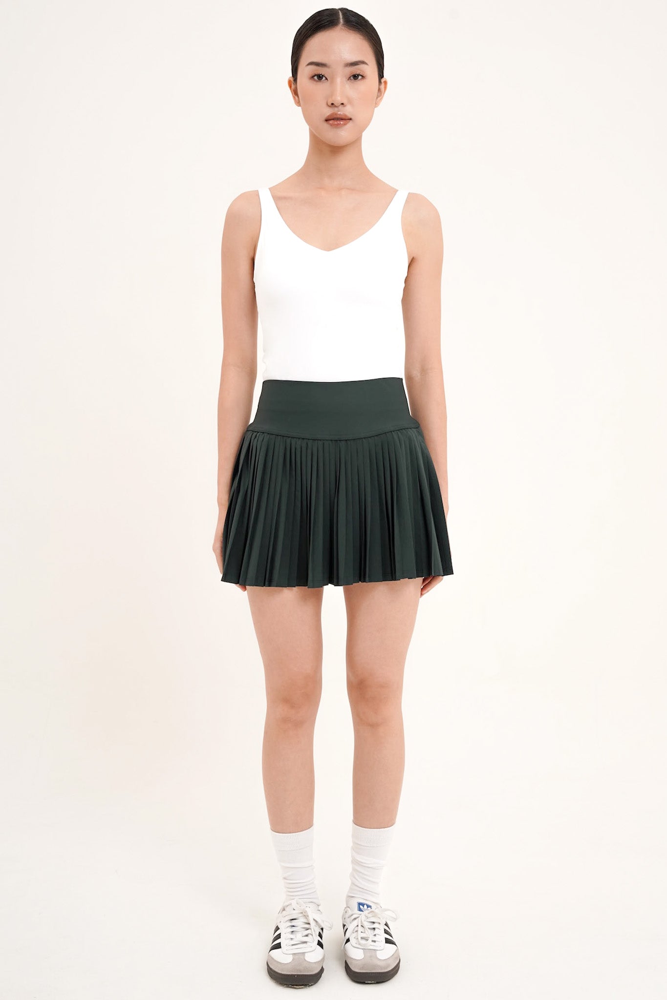 Lavish Pleated Tennis Skirt in Forest
