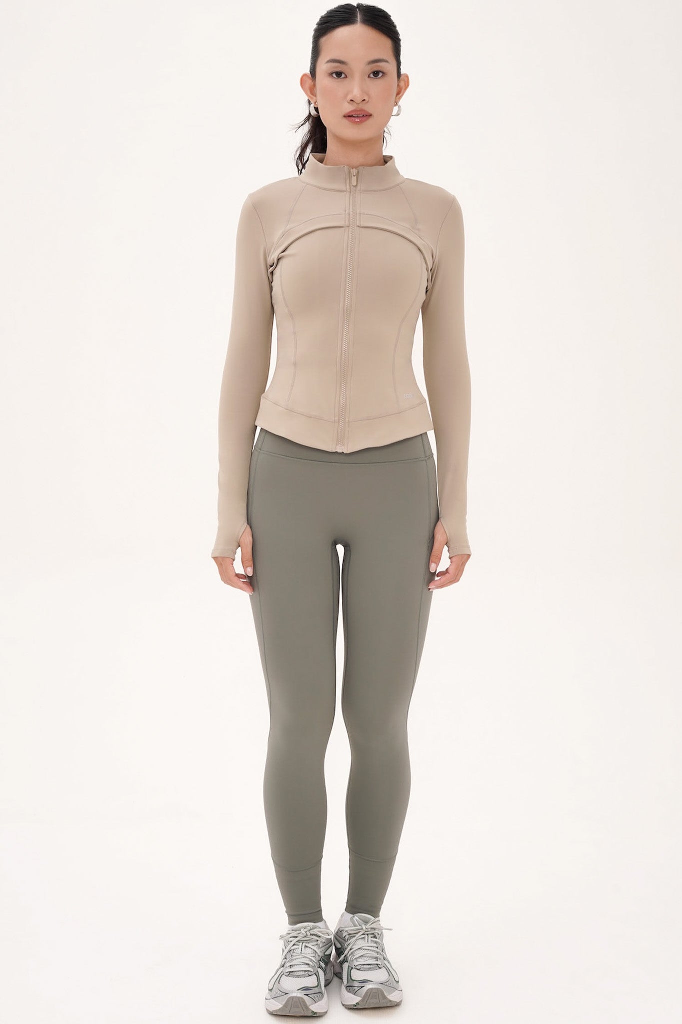 Sculpt Thermal Jacket in Mocha