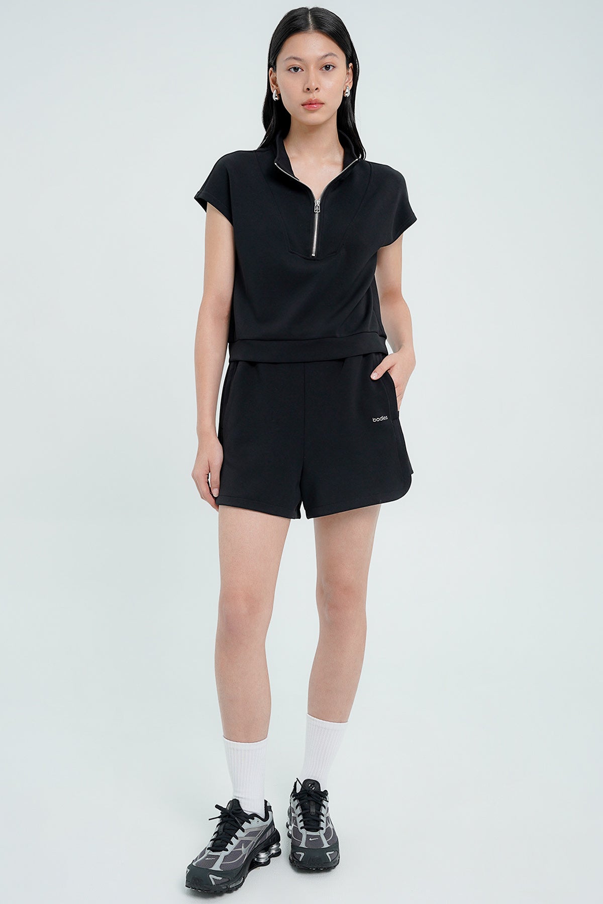 Polar Short in Black