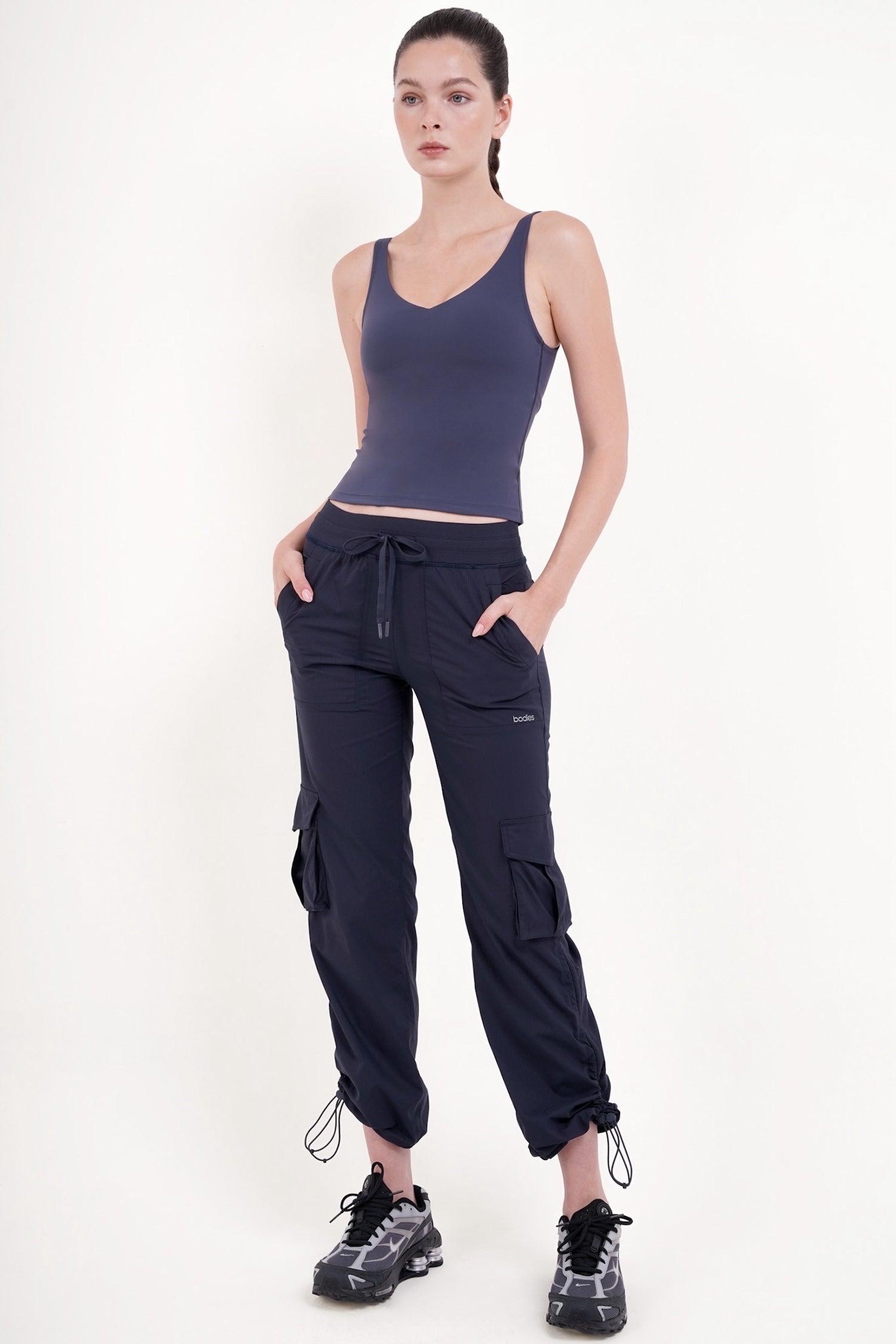 Training Cargo Pants in Midnight Navy