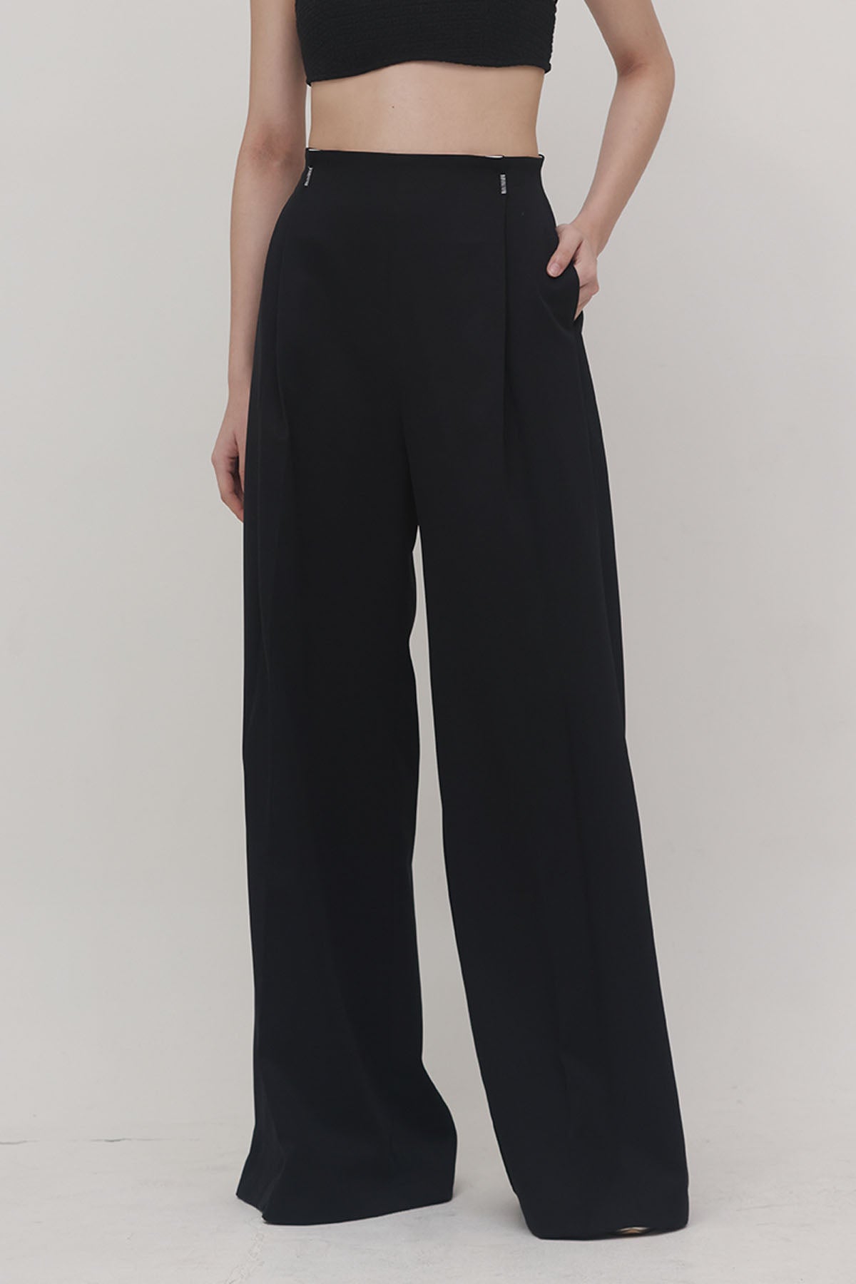 Mars Pants In Black