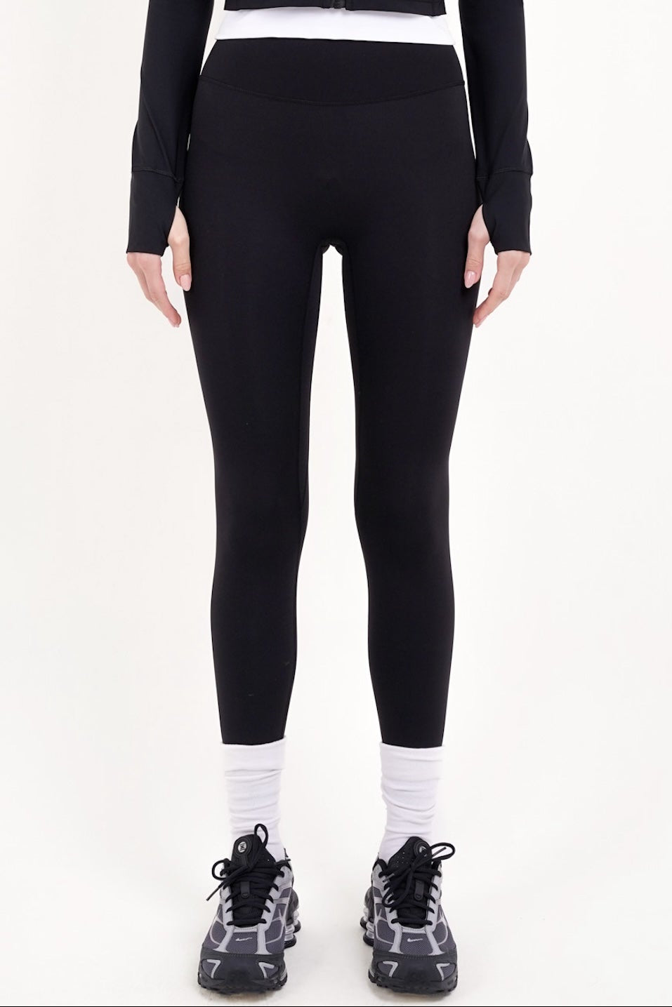 Awaken Leggings in Black