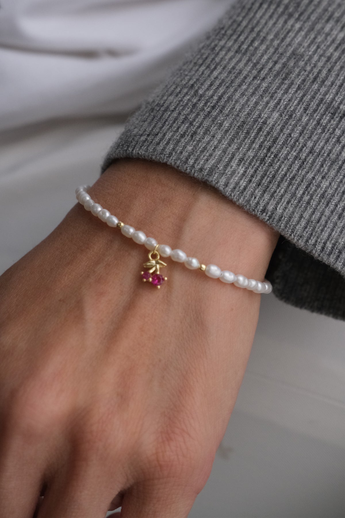 Cherry Pearl Bracelet In Pearl