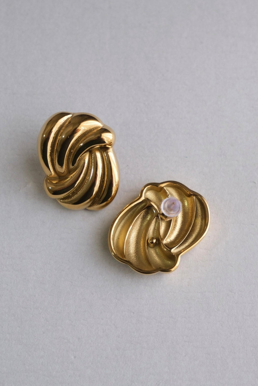 Conrad Earrings Gold