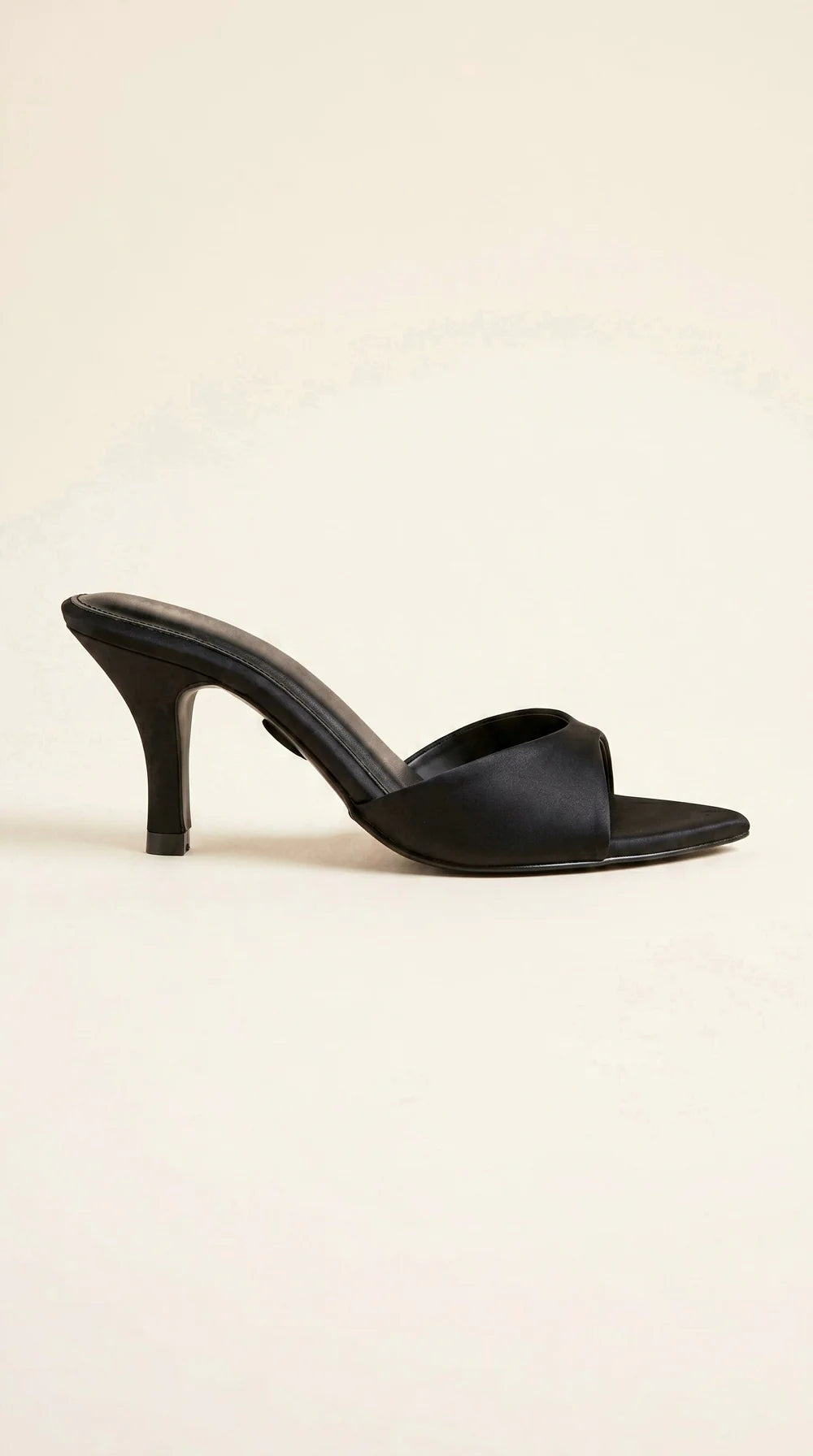 On Point Ballet Heels 7cm in Black
