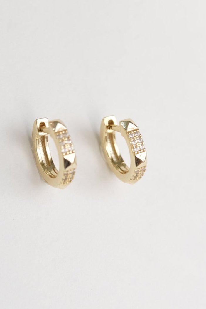 Rockstud Huggies Earrings in Gold