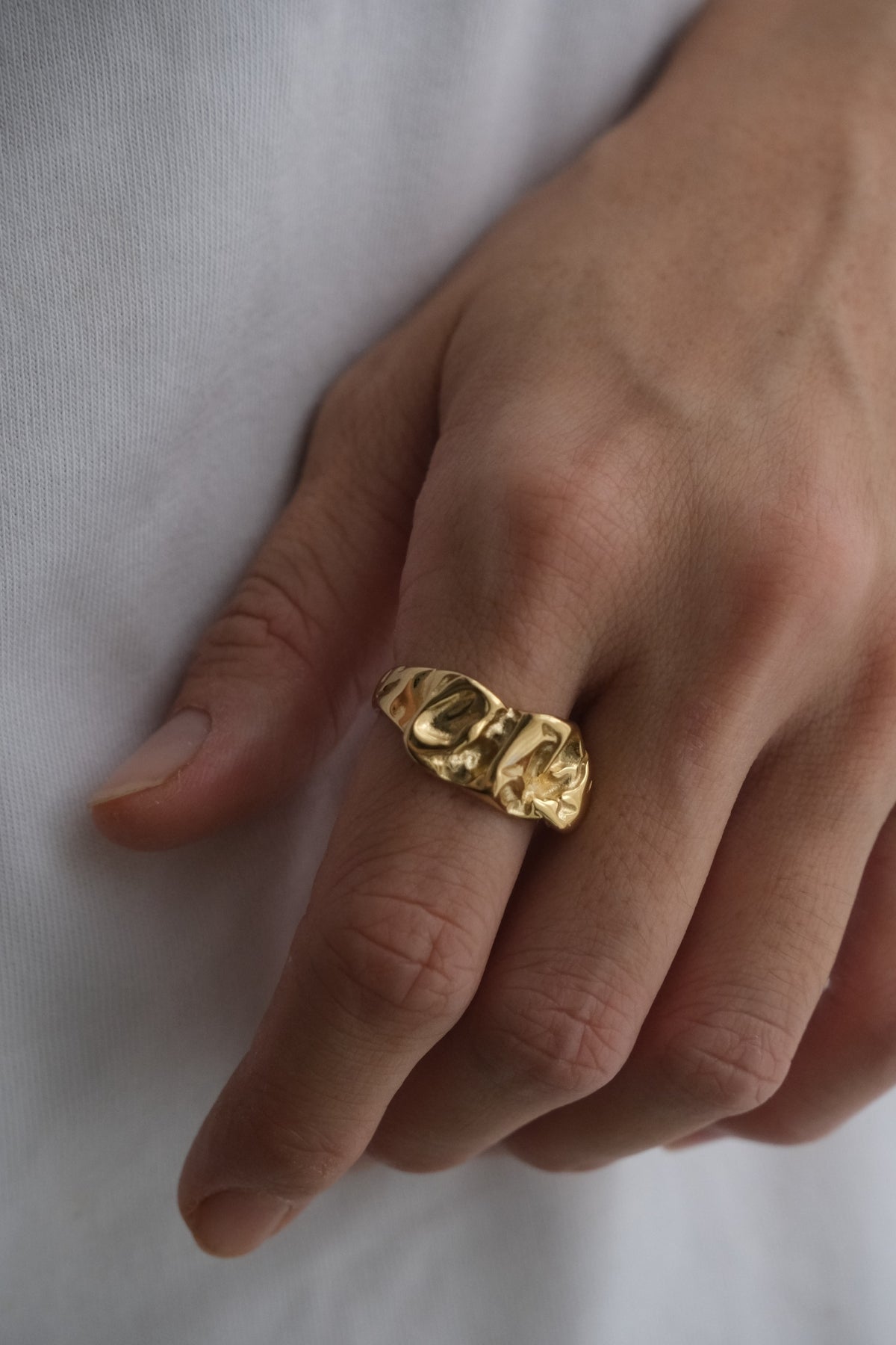Yuri Ring In Gold